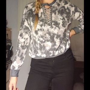 Cute and Comfy Grey crewneck!